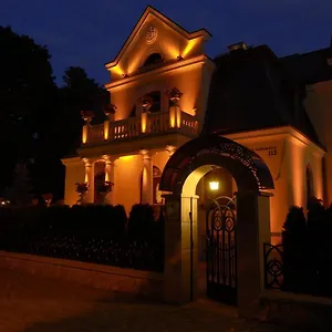 Guest house Luxury Boutique Andreevskiy, Lviv